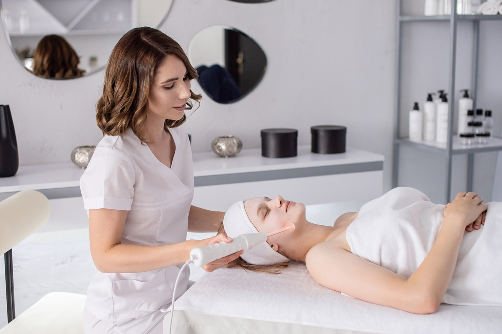 Cosmetology Specialist VNailTax Cosmetology Specialist