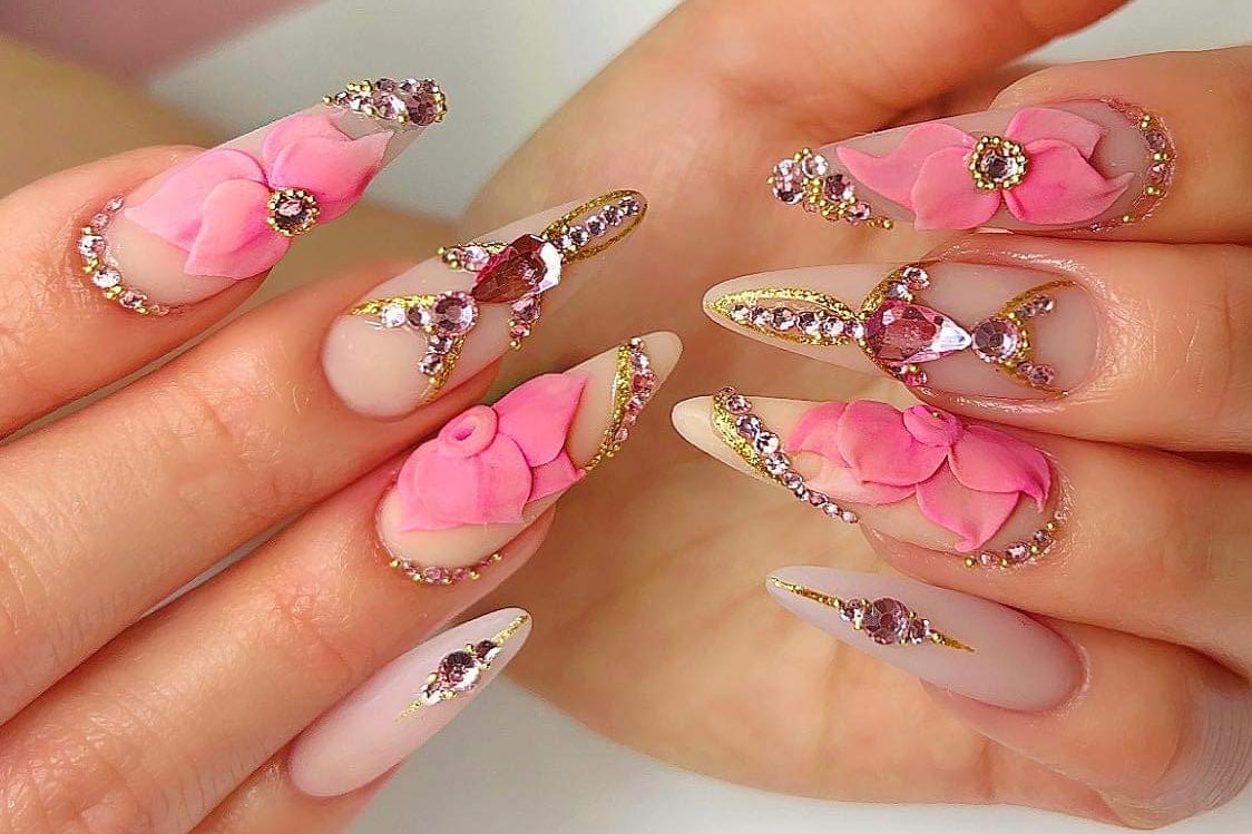VNailTax Gel Polish on Toes Only